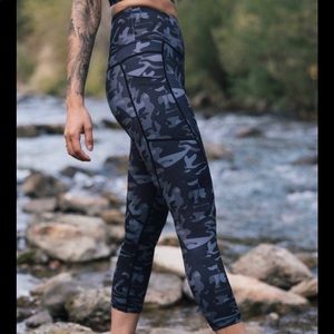 ZYIA Camo Pocket Leggings